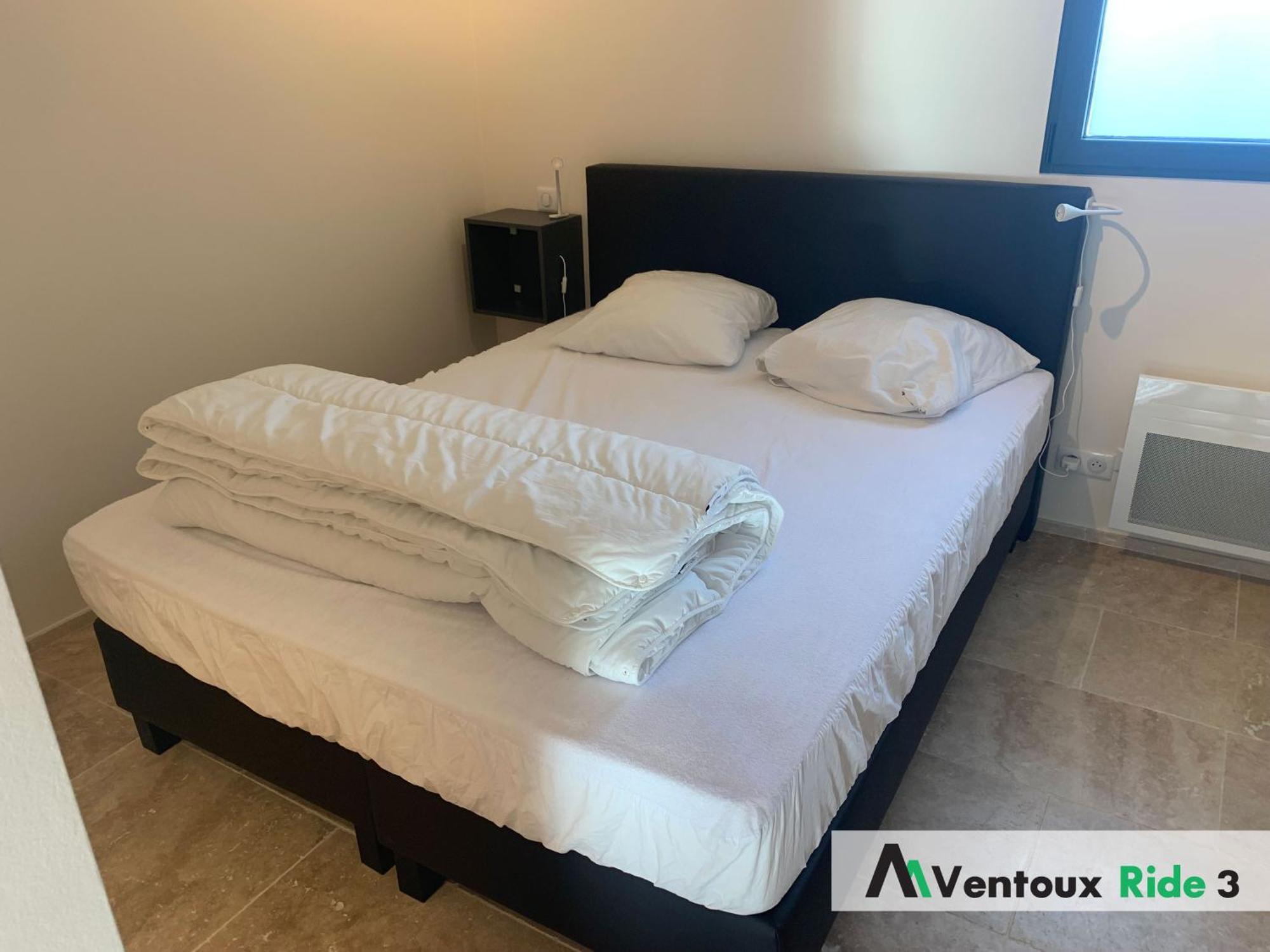 Ventoux Ride Apartamento Malaucène Quarto foto