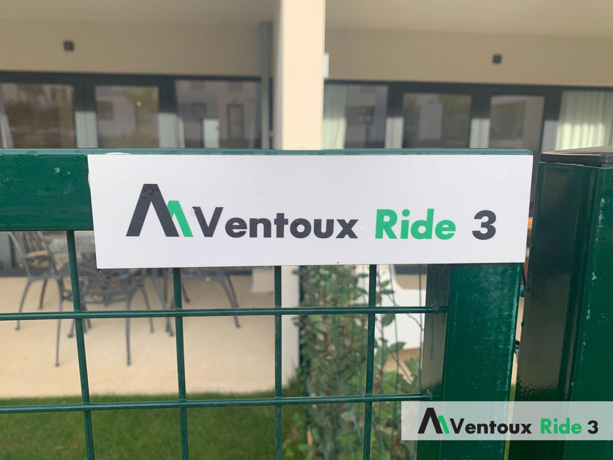 Ventoux Ride Apartamento Malaucène Quarto foto