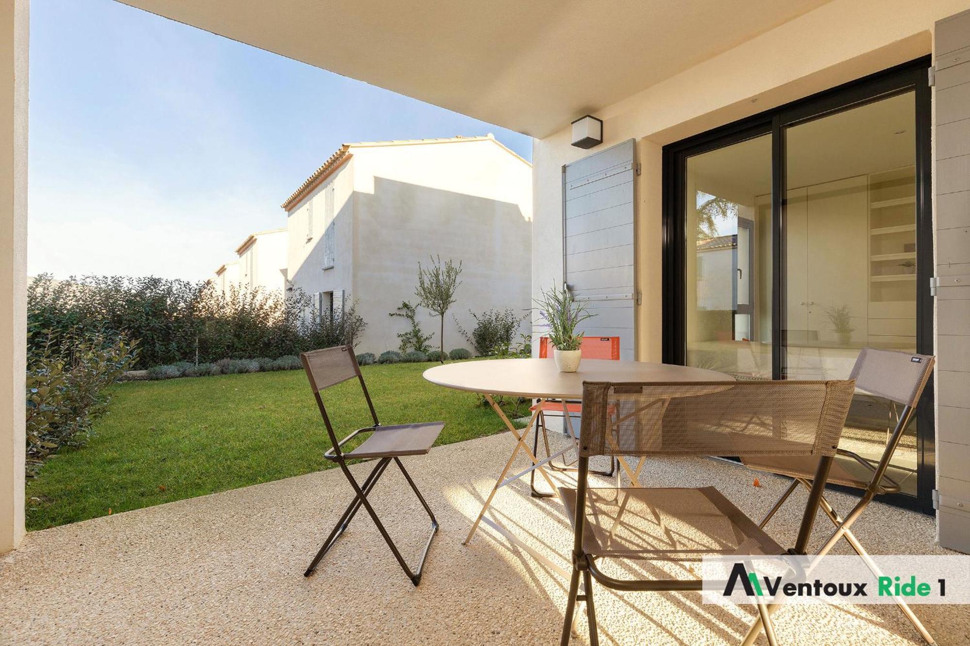 Ventoux Ride Apartamento Malaucène Quarto foto